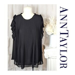 Ann Taylor Black Accordion Pleated Flowy Short Flutter Sleeve Tunic Top Size M